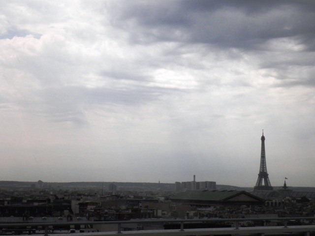 Paris depuis la terrasse des Galeries Lafayette Paris depuis la terrasse des Galeries Lafayette