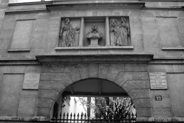 Cour du 22 Rue Monsieur Le Prince (1) Cour du 22 Rue Monsieur Le Prince (1)