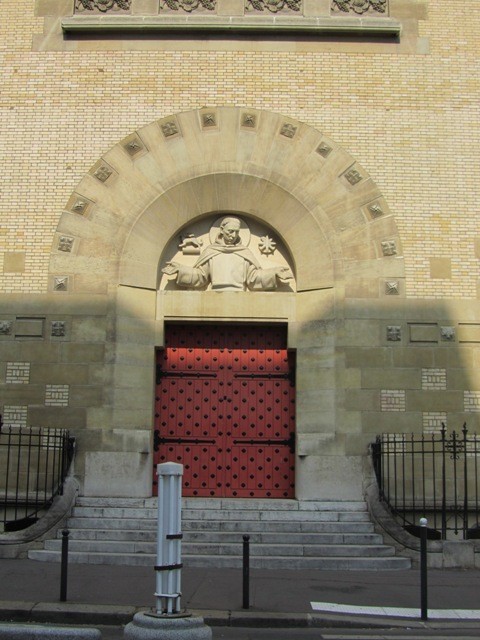 Eglise Saint Dominique rue de la Tombe Issoire 75014