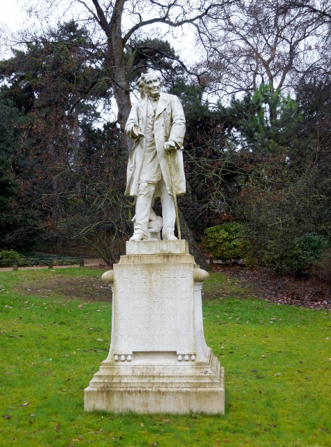 Les statues du Jardin des plantes