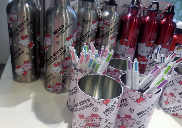 Madame Câlin et Hello Kitty