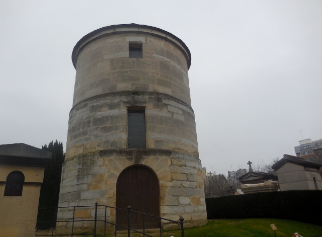 Le Moulin de la Charité au Cimetière du Montparnasse