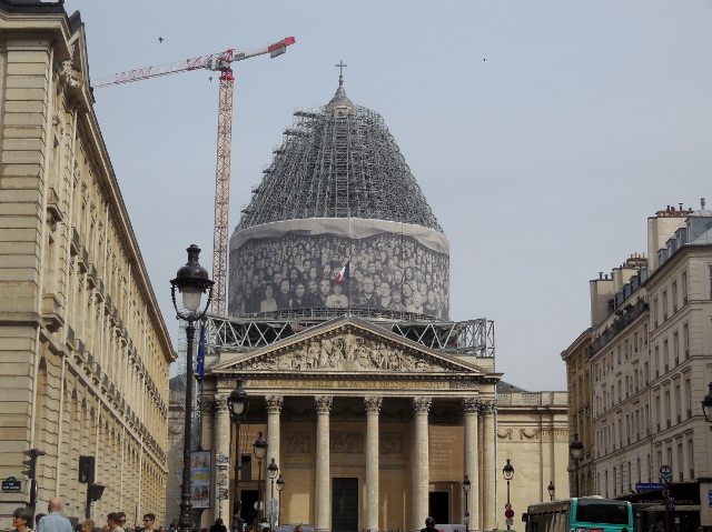 Au Panthéon ! Une installation de JR