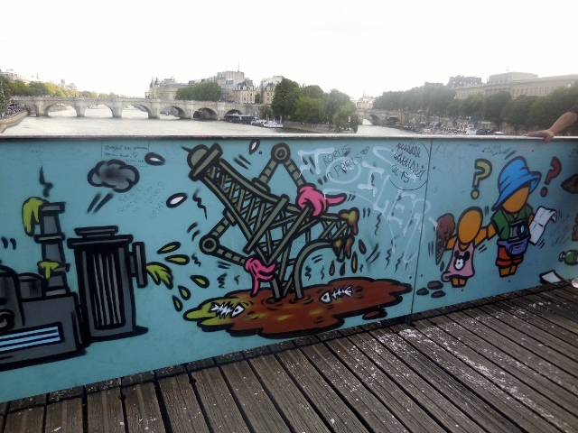 Jace sur le Pont des Arts