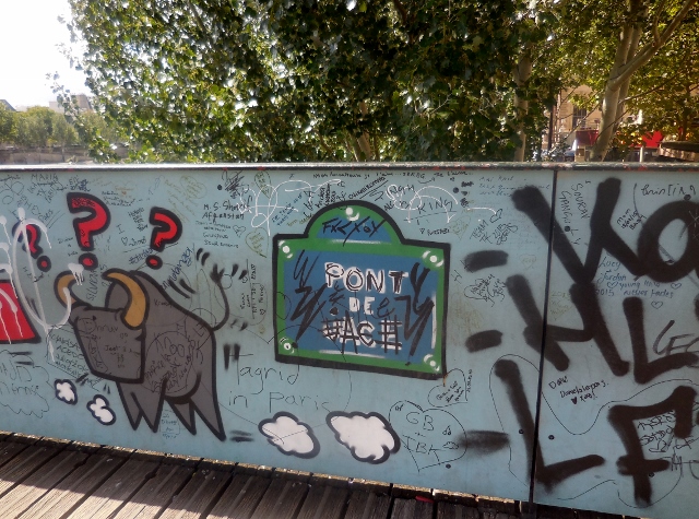 Jace sur le Pont des Arts