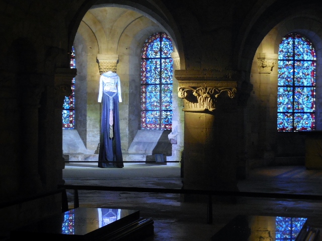 Les grandes robes royales de Lamyne M (20)