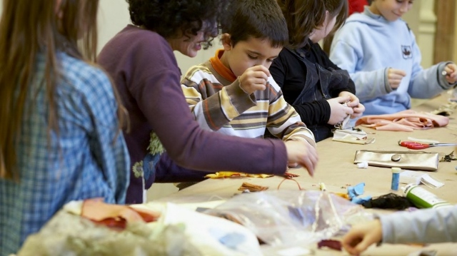 Atelier mode pour le jeune public Musée Galliera © Ville de Paris C. Requillart