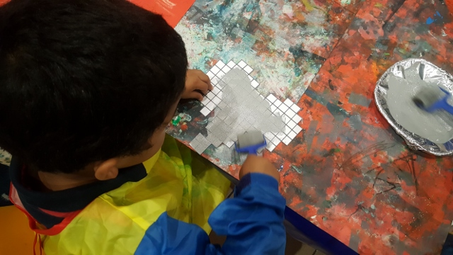 HELLO MY GAME IS INVADER MUSEE EN HERBE