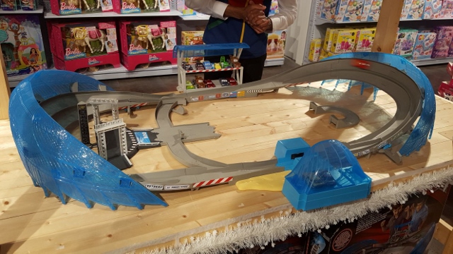 Beyblade Burst et Lego sélection Noël La Grande Récré 