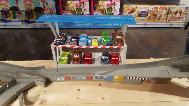 Beyblade Burst et Lego sélection Noël La Grande Récré 