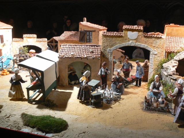  La Crèche provençale de la Cathédrale Notre Dame de Paris 