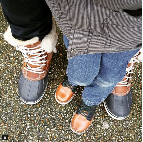 Tenues assorties pour mère et fils 