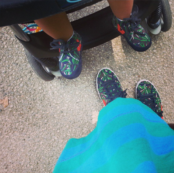 Tenues assorties pour mère et fils 