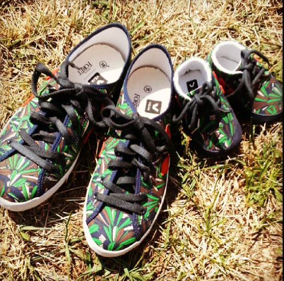 Tenues assorties pour mère et fils 