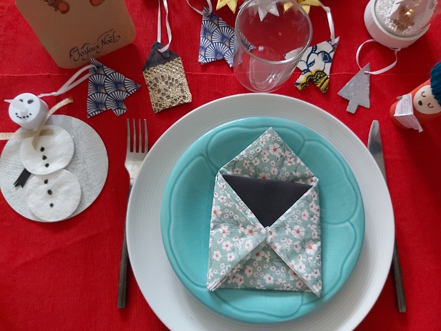 Déco table de Noël à faire soi-même : la table des enfants