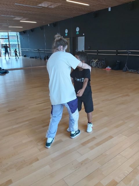 Activités parent-enfant : l’atelier danse duo de hip-hop