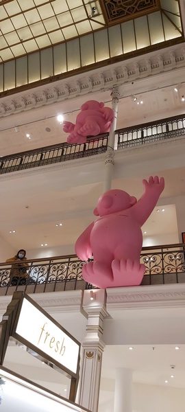 Mignonisme de Philippe Katerine au Bon Marché