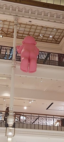 Mignonisme de Philippe Katerine au Bon Marché