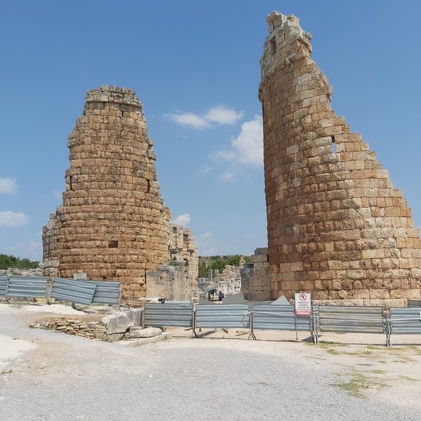La cité antique de Perge