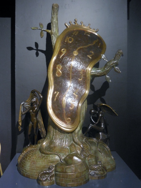 Daum Variations d'Artistes Espace Dali (44)