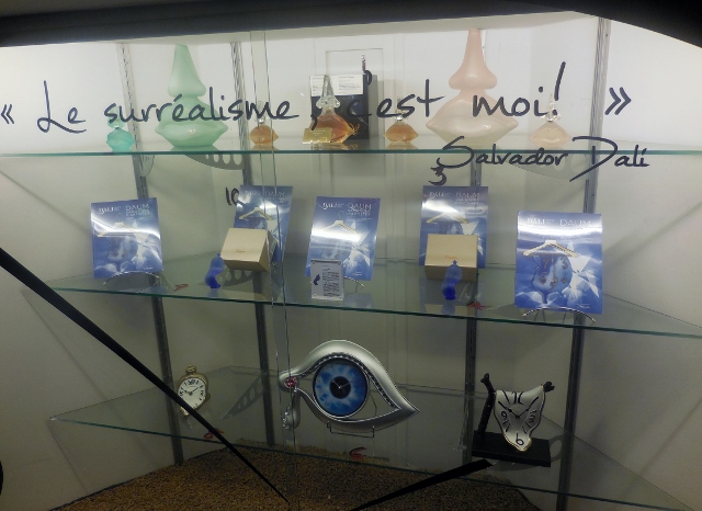 Daum Variations d'Artistes Espace Dali (58)