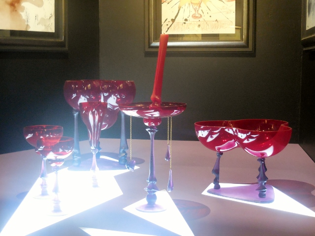 Calices, Salvador Dalí 